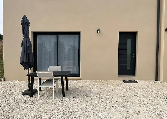 Apartament Neuf Et Moderne Avec Belle Vue Marcillac-Saint-Quentin